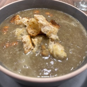 Sopa de lentejas 
