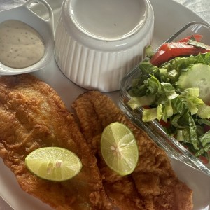Filete de corvina apanado