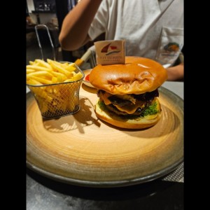 hamburguesa teriyaki