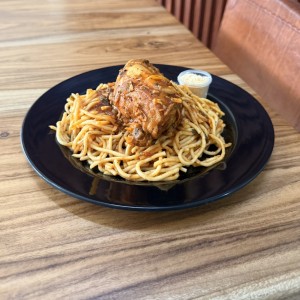 Macarrones con pollo guisado 