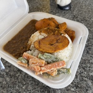 Pollo guisado 