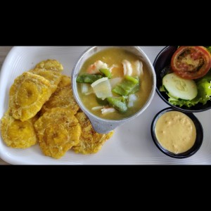 Camarones al ajillo