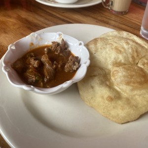 Bistec picado con hojaldre