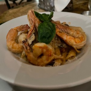 Pasta con langostinos