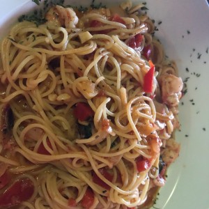 espaguettis con camarones
