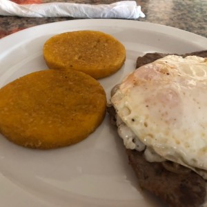 bistec a caballo