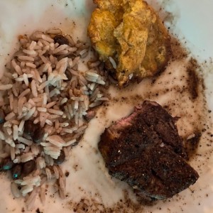 Lo ultimo del plato Filete Flambeado en Ron abuelo