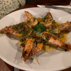 Langostinos al ajillo