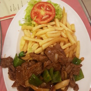 bistec picado con papas