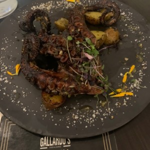 Pulpo a la braza