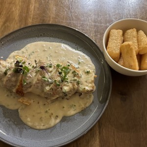 Cordon Bleu con Yuca Frita