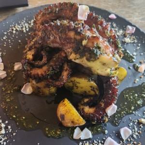 Pulpo braseado