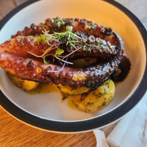 Mar - Pulpo Braseado