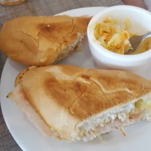 emparedado de pavo