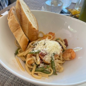 Pasta con camarones