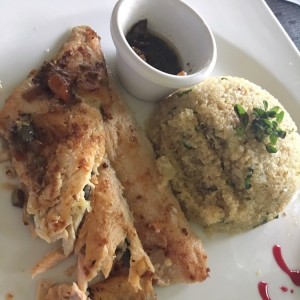 Filete de Trucha con Quinoa con finas hierbas