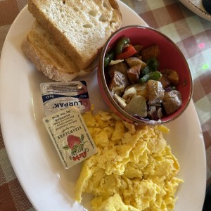 Tres Huevos Tradicional