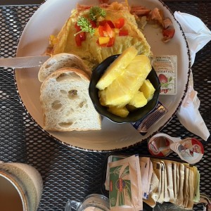 Omelet Vegetales con cheddar