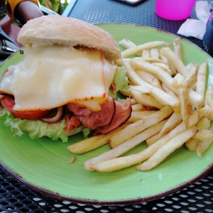 Roast Beef Burger