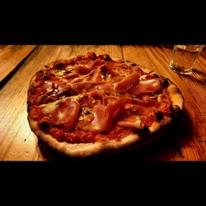 Pizza prosciutto/hongos