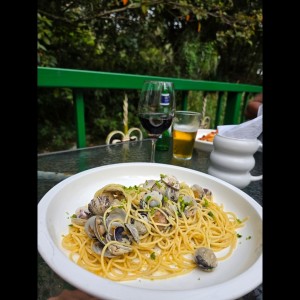 Spaghetti con Almejas