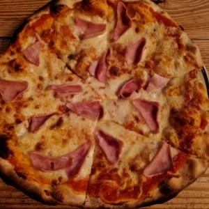 Pizza de Jamon