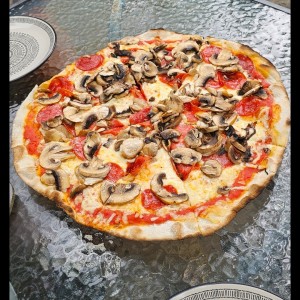 Pizza - Grande 8 Pedazos 14"