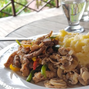tiras de pollo