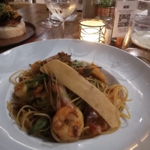 Pasta con langostinos