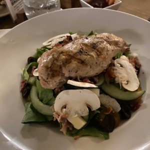 Ensalada; la puedes armar a ti gusto!