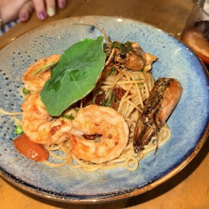 PASTAS - ESPAGUETI CON LANGOSTINOS