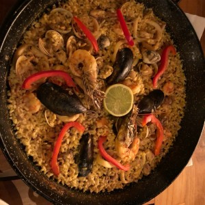 paella de mariscos 