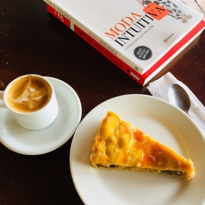 pie de manzana con macchiato