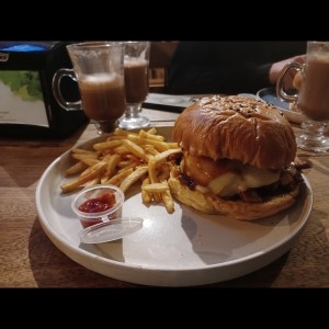 HAMBURGUESAS - BAMBITO BURGER