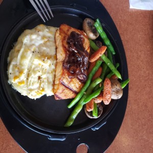 chop house Salmon