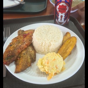 comida con pescado 