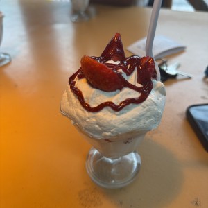 Menú - Fresas con Crema