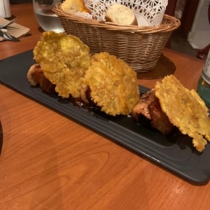 chicharrones con gusyaba