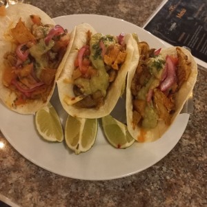 Tacos al pastor