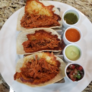 tacos de cochinita pibil