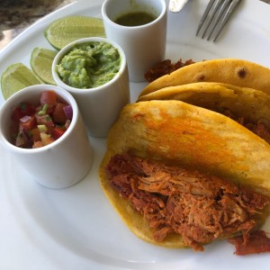 tacos cochinita pibil