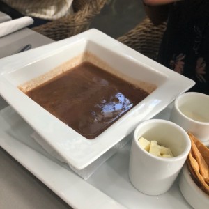 sopa de frijoles