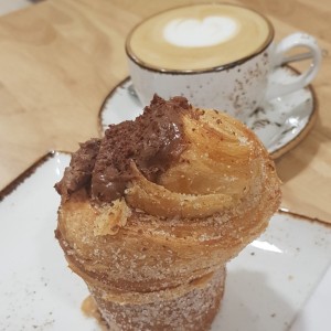 Crownie Nutella + Latte