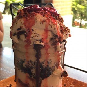 brownie con helado