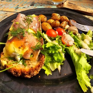 Huevos Benedictinos pescado ahumado