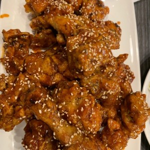 Pollo Coreano en Salsa Agridulce