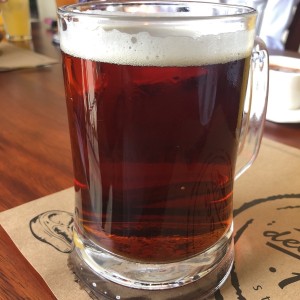 cerveza oscura de barril