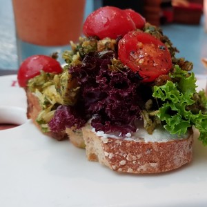 Toast de pollo