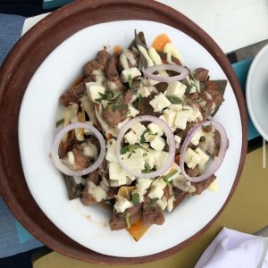chilaquiles de lomito 