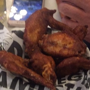 Aperitivos Especiales - Alitas de Pollo
